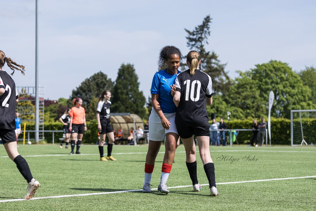 Bild 101 - wBJ SH-Pokalfinale  Holstein-Kiel - SV Viktoria : Ergebnis: 1:0